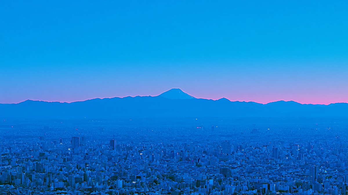 Skyline Tokyo all'Ora Blu con Monte Fuji