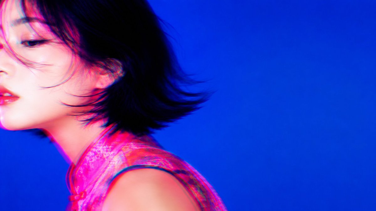 Neon Blue Fashion Portrait (1/3)