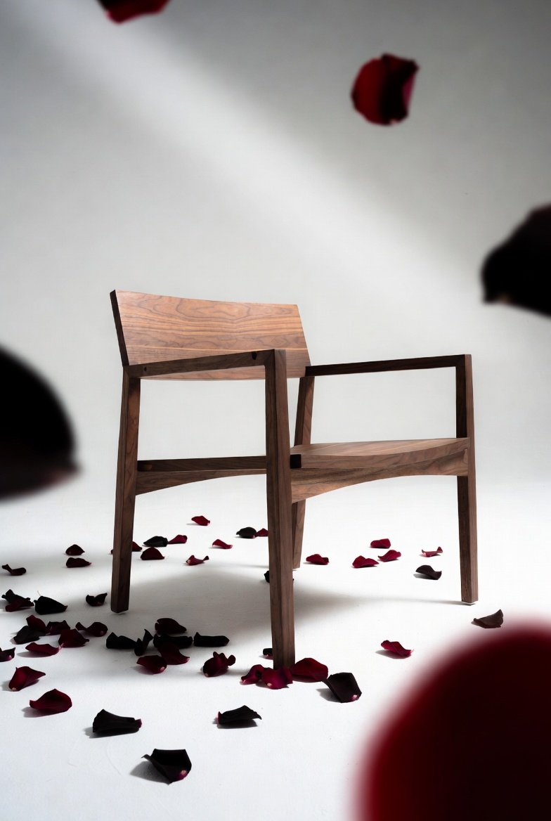 Elegante Toma de Muebles de Estudio (1/4)