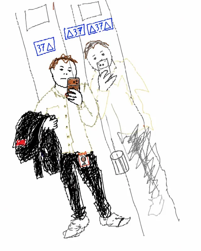 將電梯自拍變成塗鴉