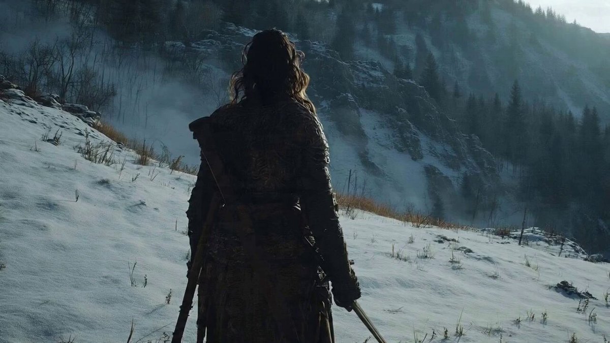 Sword-Bearing Woman vs. Polar Bear Action Sequence